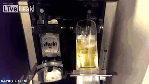 japon,tirar ca&ntilde;as,maquina,automaticamente,automatico,cerveza,espuma,en su justa medida,a&ntilde;os de ventaja
