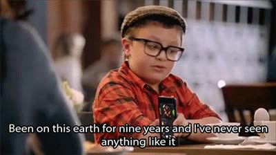 9 años en esta vida,amazon fire phone,movil,repelente,hipster,niño,paliza merecida