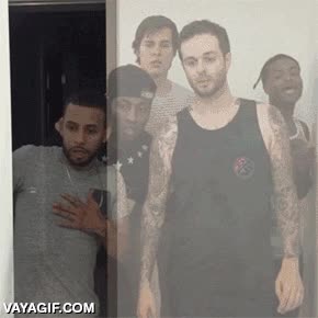 reir,halloween,manera de morir,pose,todos muertos,careto