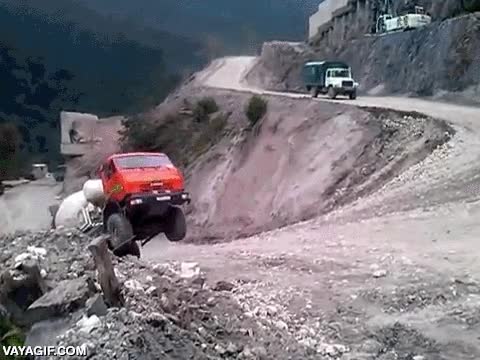 wheelie,caballito,hormigonera,camion,a dos ruedas,rampa,pendiente,del peso