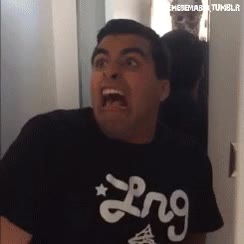 miedo,ara&ntilde;as,viernes 13,salir corriendo,casa,susto,en brazos