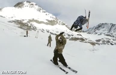 esquis,tocar,salto,chocar esos cinco,high five,nieve
