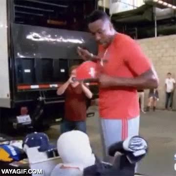 no es la primera vez,es muy comico,asustar,susto,dwight howard