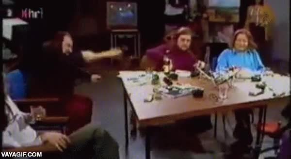 rage time,muy loco,de donde la ha sacado?programa de tele,hachazos,hacha