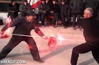 limit breaker,acumular poder,esquivar,artes marciales,lanza,maestro,desarmar