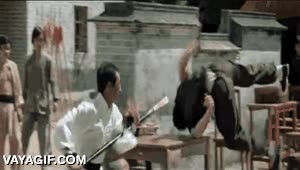 hsu hsia,increible coreograf&iacute;a,jackie chan,cl&aacute;sico,el mono borracho en el ojo del tigre,boxeo borracho,se&ntilde;or de los bastones