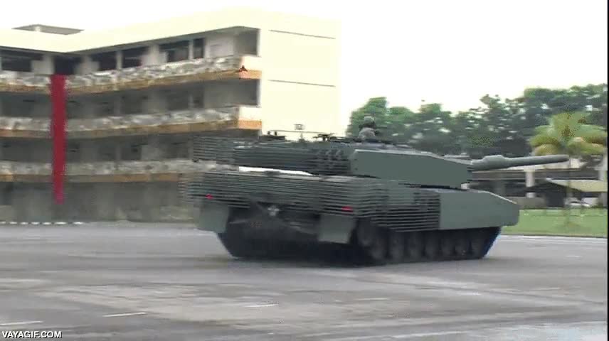 derrapar,drifting,derrape,tanque,eso s&iacute; adi&oacute;s asfalto,plaza,ejercito