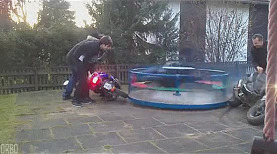 parque infantil,girar,dar vueltas,entrenamiento,astronautas,para pobres