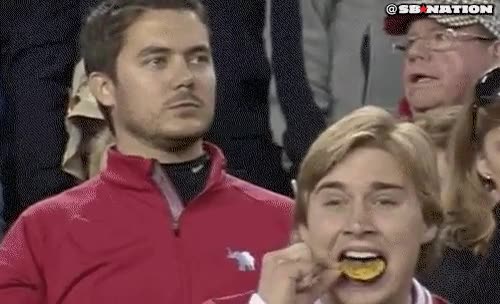 fabricante de nachos,no volveré a comer nunca,reverse gif,al reves