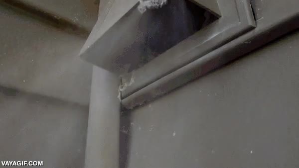 ventilaci&oacute;n,tubo,tuber&iacute;as muy obstruidas,soplar,polvo,pelusa,secadora