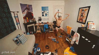 cita,don juan,ligar,ordenador,limpiar,recoger,puerta