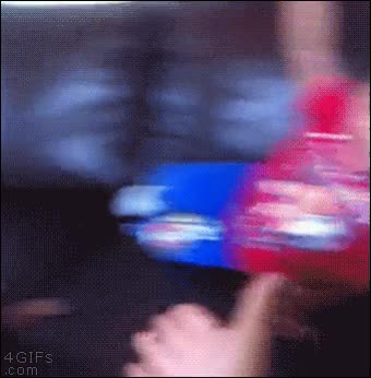 odio máximo,esa mirada,niño,hermanos,padre,mano chocar los cinco