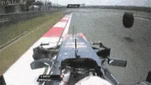 romperse,salir disparadas,ruedas delanteras,b&oacute;lido,monoplaza,formula 1,accidente