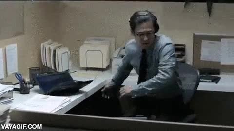 cable,olvidar,estirar,portatil,ordenador,al suelo,fail,caer