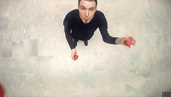 gopro,cinco,malabarista,malabarismos,malabares,bolas,pelotas