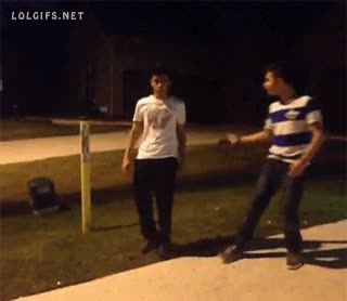 arbitro improvisado,KO,puñetazo,al suelo,caer