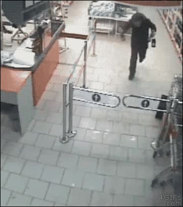 merecido,ladr&oacute;n,puerta,chocarse,robar,intentar,fail