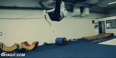 voltereta en el aire,disparar,arco,facil,backflip