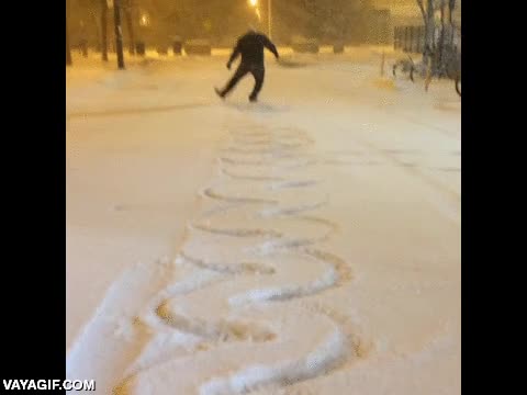 muy loco,sinoidal,ondas,nieve,huellas,serpientes?