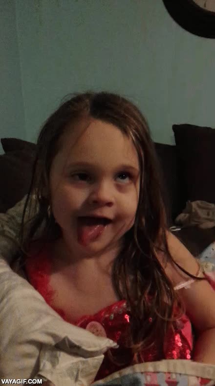 vacunar,mirada,lengua,gif est&aacute;tico,ni&ntilde;a,hija,efecto raro