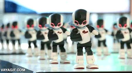 tiene pinta de japonesada,bailarines,bailar,movimiento,robots