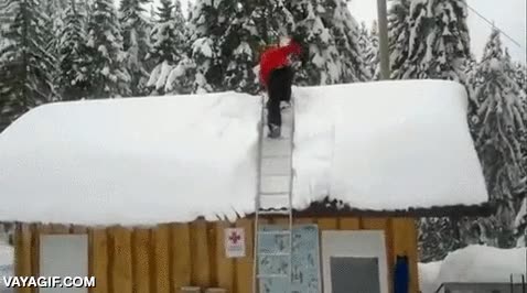 mucha suerte,voltereta,despejar,quitar,escalera,tejado,nieve