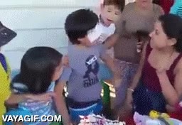 tarta,pastelazo,nata,estampar,cara,aplastar,ni&ntilde;o,bromas