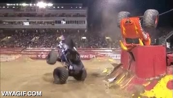 mohicano,girar,voltear,dar la vuelta,volteretas,truck,monster