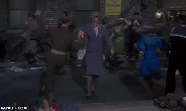 no me dejan estudiar,me dejo liar fácil,fiestas,estudiar,estudiante,libros