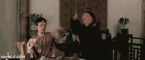 camarero,que no he acabado,luchar,artes marciales,chinos,llevarse el plato