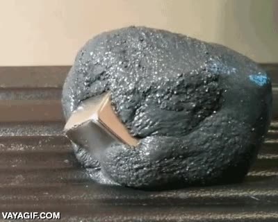 hipnotizar,hipnotizado,hipnotizante,cubo de metal,magnetico,masa