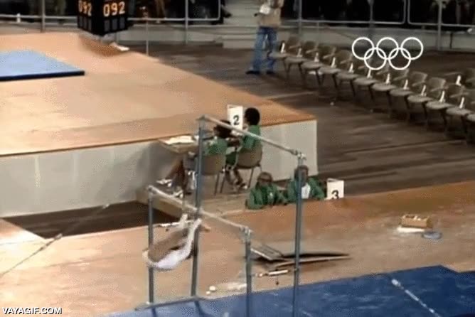 gimnasta,gimnasia,barras asimetricas,acrobacias,juegos olimpicos