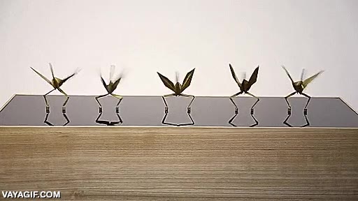 papiroflexia,movimiento,moverse,patas,dancing paper