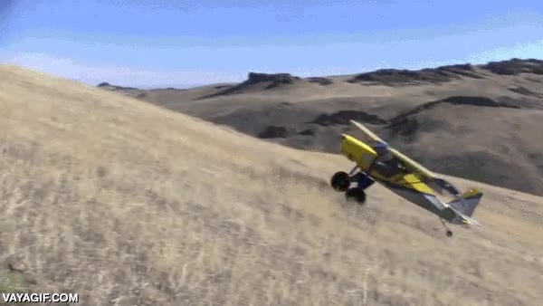 avioneta,media vuelta,aterrizar en rampa,cuesta arriba,dar la vuelta,volver a despegar,venga hasta luego,discoteca