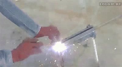 pies,manos,movil,tomate algo,guantes