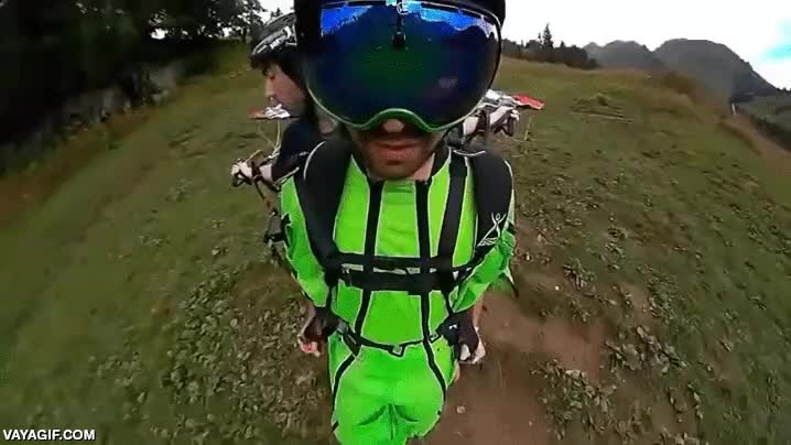 parapente,despegue fallido,contra el suelo,ahora es vegetariano,comer cesped,fail,cosas que pasan
