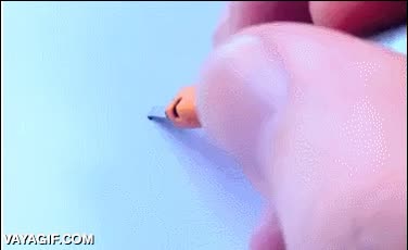 Un nivel caligráfico que yo no podría igualar ni con una impresora logo,nike,cuatro lineas,tinta,escribir,dibujar,a mano