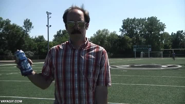 60 yardas,pase,disparar,ca&ntilde;on,abrir,cerveza