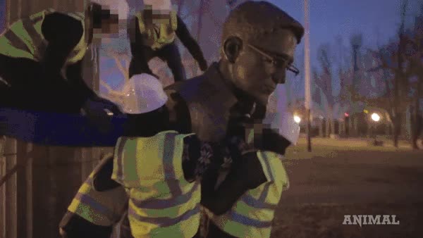edward snowden,rebelde,refugiado politico,&iquest;heroe o villano?,instalar,antes era un monumento de guerra