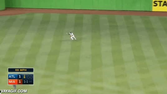 baseball,beisbol,la tengo,atrapar,fail,miami,atlanta,seguramente cre&iacute;a que la ten&iacute;a