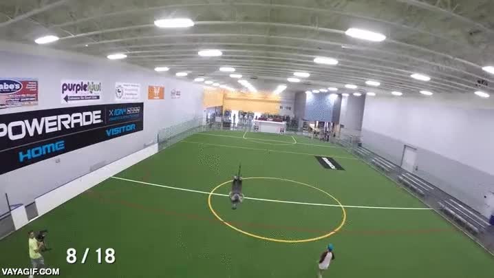 backflip,volteretas hacia atr&aacute;s,fail,chocar,pared,rebotar,back flips