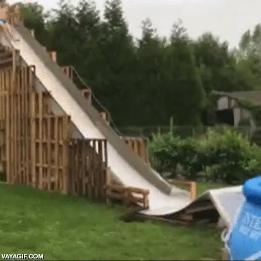 piscina,piñazo,pasarse,de largo,rampa,tobogan