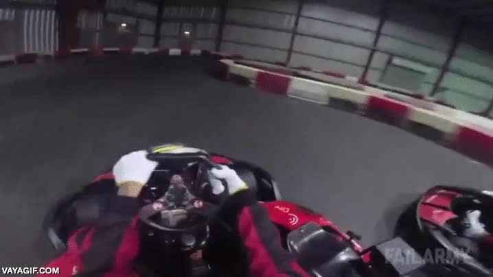 kart,karting,chocar,de boca,hasta siempre cervicales os recordaré con cariño,mira hacia adelante