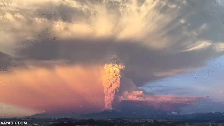 chile,erupcion,volcan,volcanico,cenizas,nube
