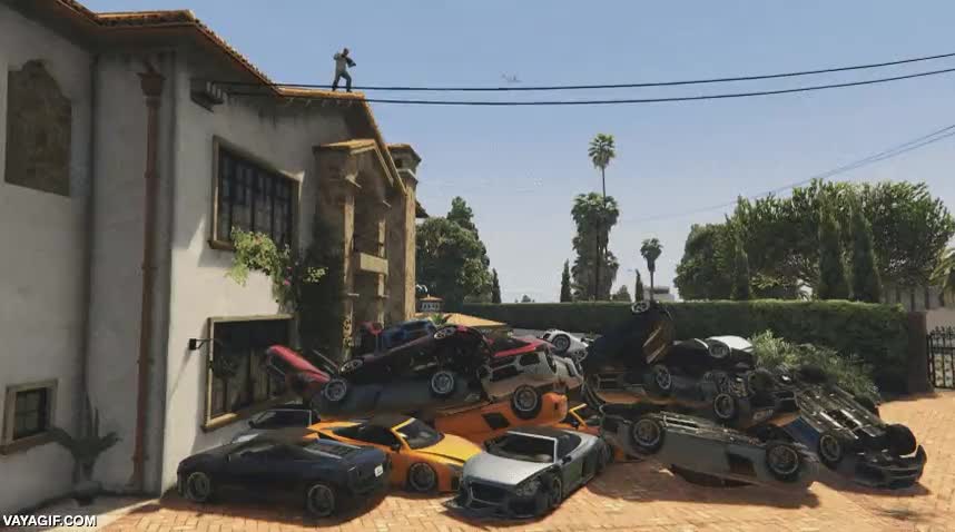 explosi&oacute;n,coches,cohete,misil,explotar,videojuego,simulaci&oacute;n,gta v