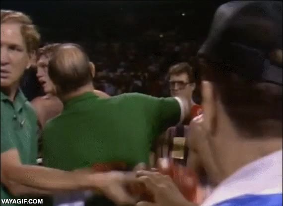 pillar de marr&oacute;n,bien jugado,muy listo,padre,el ganador,campe&oacute;n,as&iacute; tambi&eacute;n gano yo,avisar al &aacute;rbitro