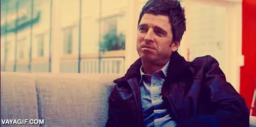 padre,castigado,dinero,pedir,Noel Gallagher,va a ser que no