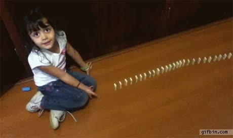 Si alguien te pregunta si puedes explicar la programación informática con un gif, que sea este fail a la primera tontería y todo el trabajo no sirve para nada,programación informática