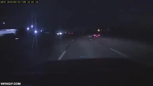 adelantar,placaje,empujar,carretera,chocar,mala leche,menudo viaje,pudo haber pasado cualquier cosa