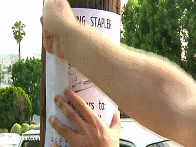 echar,de menos,grapadora,grapas,cartel,colgar